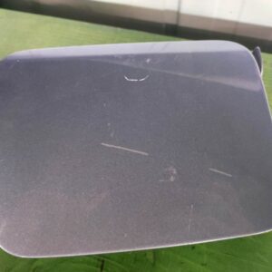 Subaru Legacy 2006 pokrov rezervoarja