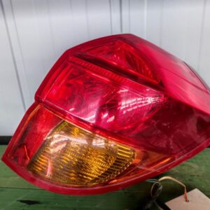 Subaru Legacy 2006 zadnja desna luč 22020792