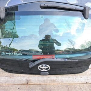 Toyota Aygo 2009 steklo prtljažnika prtljažna vrata