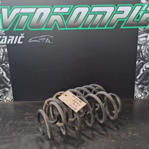 Toyota Aygo 2009 zadnja vzmet