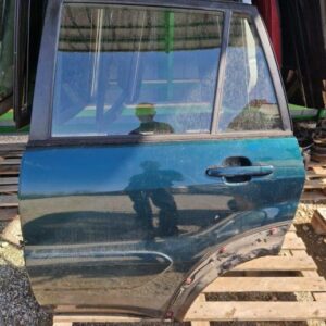 Toyota RAV4 2003 zadnja leva vrata