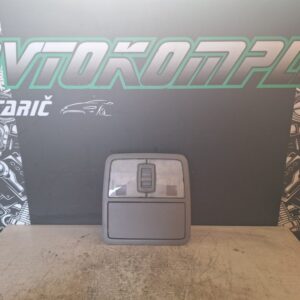 Toyota RAV4 2008 kabinska luč 8126042010