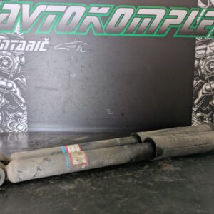 Toyota Verso s 2011 zadnji amortizer