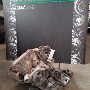 Toyota Yaris 1.0 51 kW 2009 menjalnik