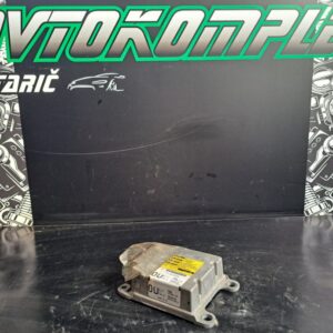 Toyota Yaris 2006 airbag računalnik modul 891700d210
