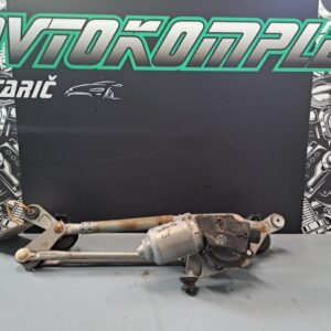 Toyota Yaris 2006 mehanizem za brisalce motorček 851100d080