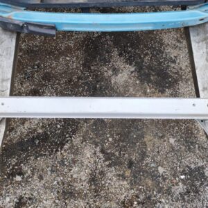 Toyota Yaris 2006 zadnji nosilec odbijača traverza