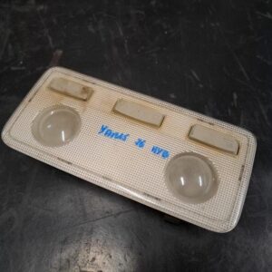 Toyota Yaris 2016 stropna lučka 812600d070