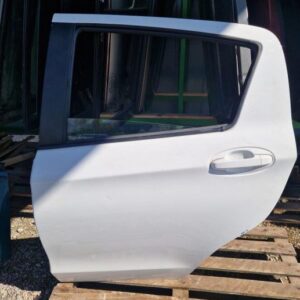 Toyota Yaris 2016 zadnja leva vrata