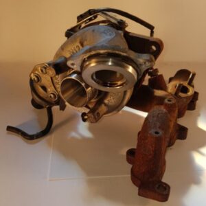 Volkswagen Passat 1.6 Tdi 77kW Turbina+Izpušni kolektor