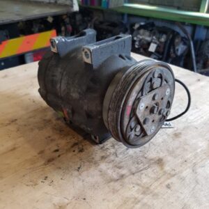 Volkswagen Passat 1.8 T Kompresor Klime