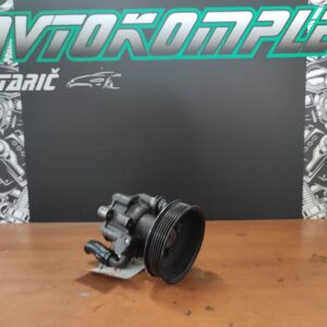 VW Golf 4 1.4 16v servo črpalka