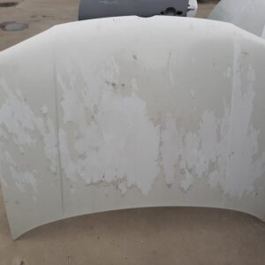 VW Golf 4 pokrov motorja