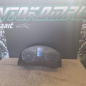 VW Golf 5 Plus 1.6FSI 2007 števec 1K0920861A