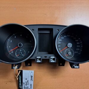 VW Golf 6 1.4 TSI števec 5k0920871