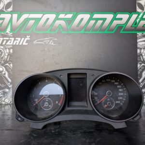 VW Golf 6 1.6 števec 5k0920860h