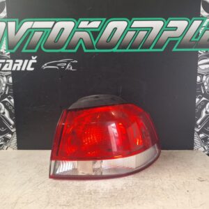 VW Golf 6 2009 zadnja desna luč 5K0945112