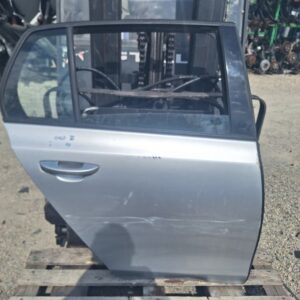 VW Golf 6 2010 zadnja desna vrata