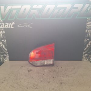 VW Golf 6 2012 zadnja desna notranja luč 5K0945094AB