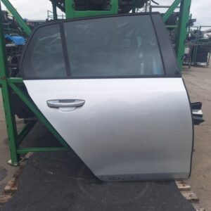 VW Golf 6 2012 zadnja desna vrata