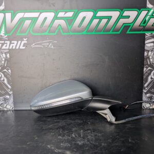 VW Golf 7 Variant desno ogledalo