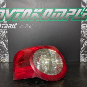 VW Passat B6 karavan zadnja leva luč