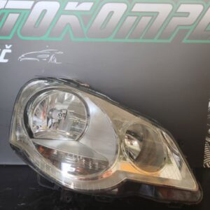 VW Polo 2006 sprednja desna luč žaromet 89312000