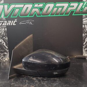 VW Polo 2010 levo ogledalo