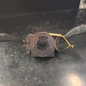 VW Polo 2011 navitje volana obvolanske ročice 6q0953503ej