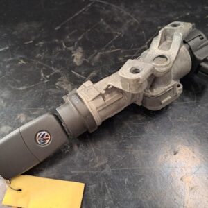 Vw Polo 2011 volanska ključavnica 6r0905851