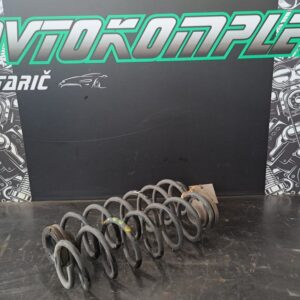 VW Polo 2011 zadnja vzmet