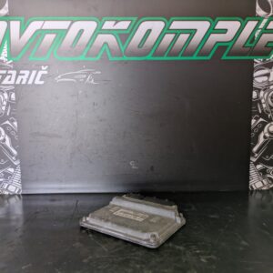 VW Polo 2012 ECU motorni računalnik 03e906023m