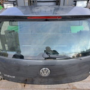 VW Polo 2014 pokrov prtljage prtljažna vrata