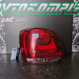 VW Polo 2015 zadnja leva luč 6r0945095