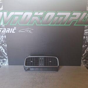 VW Polo V 6R 1.2 2011 sredinski zračnik 6R0819728