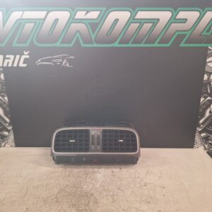 VW Polo V 6R 1.6 2011 sredinski zračnik 6RF819728C