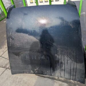 Audi A6 2007 pokrov motorja