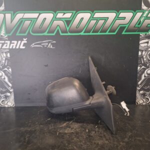 Dacia Dokker 2014 Desno ogledalo