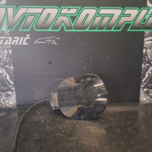 Fiat 500 L 2014 Vratca pokrov rezervoarja goriva