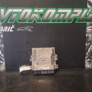 Ford C-MAX 1.6 Diesel Motorni računalnik ECU 518013302