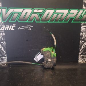 Hyundai i40 2012 Sprednji levi zaklep ključavniva A045035