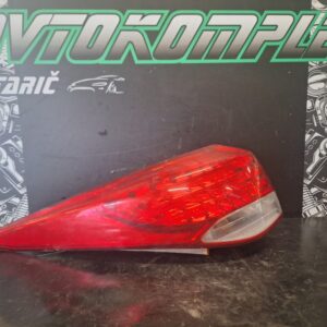 Hyundai i40 2013 Zadnja desna luč 924013Z0