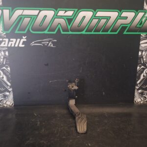 Nissan Micra 2014 Stopalka plina pedalo