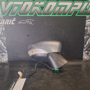 Nissan Micra 2017 Desno ogledalo