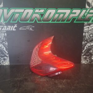 Peugeot 3008 2011 Zadnja leva luč