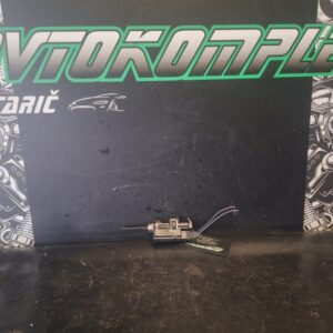 Renault megane 4 Motorček zaklepa vratc goriva 8200305732