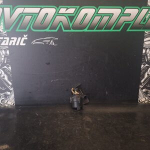 VW Caddy 2015 1.4 TGI 81 KW Dodatna vodna črpalka 500965567