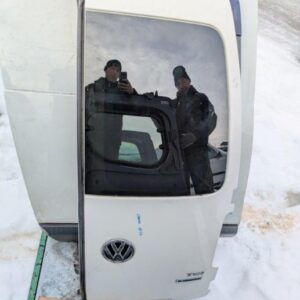 VW Caddy 2019 zadnja desna vrata