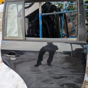 VW Touran 2011 zadnja desna vrata