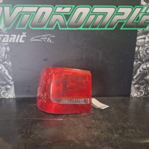 VW Touran 2012 Zadnja leva luč